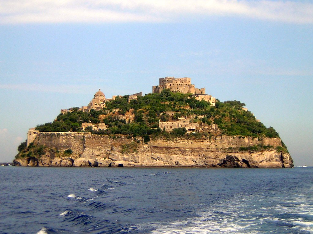 Ischia: Aktuelle Entwicklungen zu Sicherheit und Infrastruktur Aktuelle Entwicklungen in Ischia