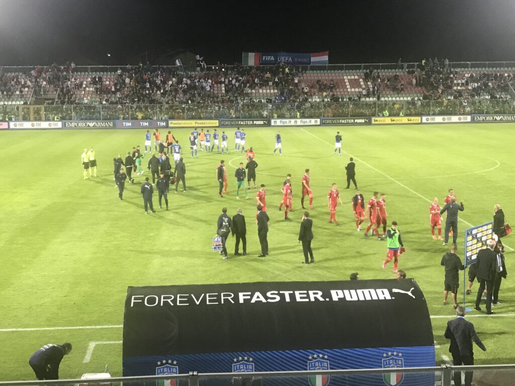 Italienische Talente vor dem Spiel gegen Luxemburg